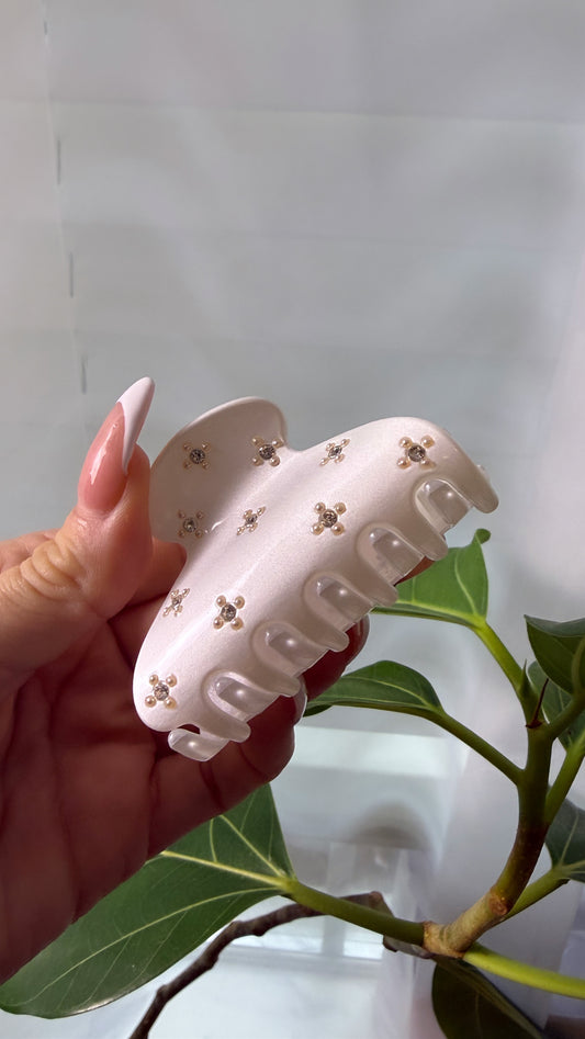 Pearl Crush Claw Clip